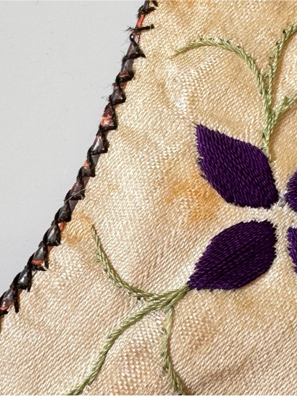 Antique Silk Embroidered Heart Scissor Case Pouch Victorian Chatelaine Sewing - Picture 14 of 14